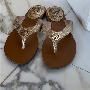 Vince Camuto flip flops